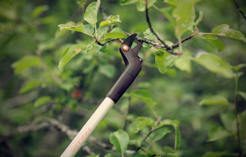 Універсальний секатор Fiskars Light™ — мініатюра 5