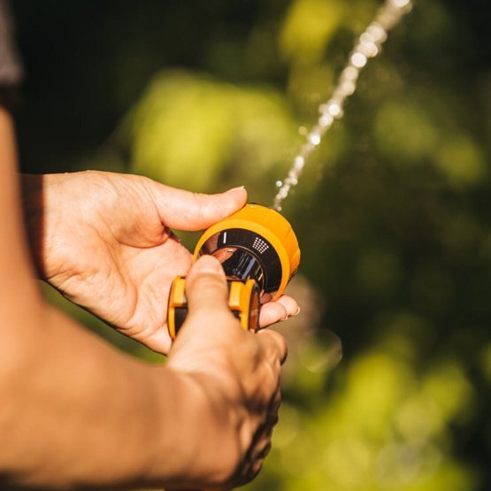 Пістолет-розпилювач мультіфункційній Watering Fiskars — мініатюра 2