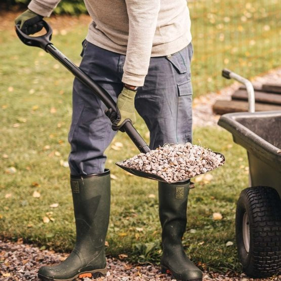 Лопата совкова будівельна Fiskars Ergonomic Pro (1066713) — мініатюра 2